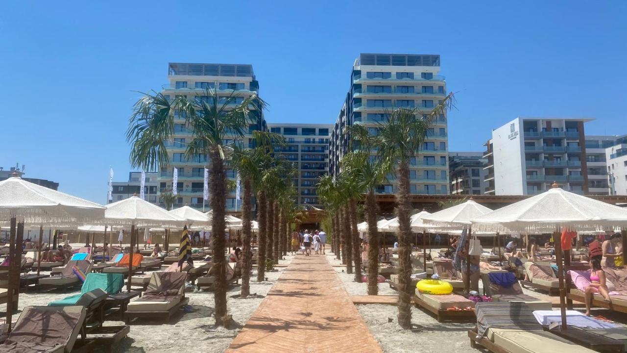 Seaview Deluxe Double Studio - Beachfront Resort Năvodari Exteriör bild