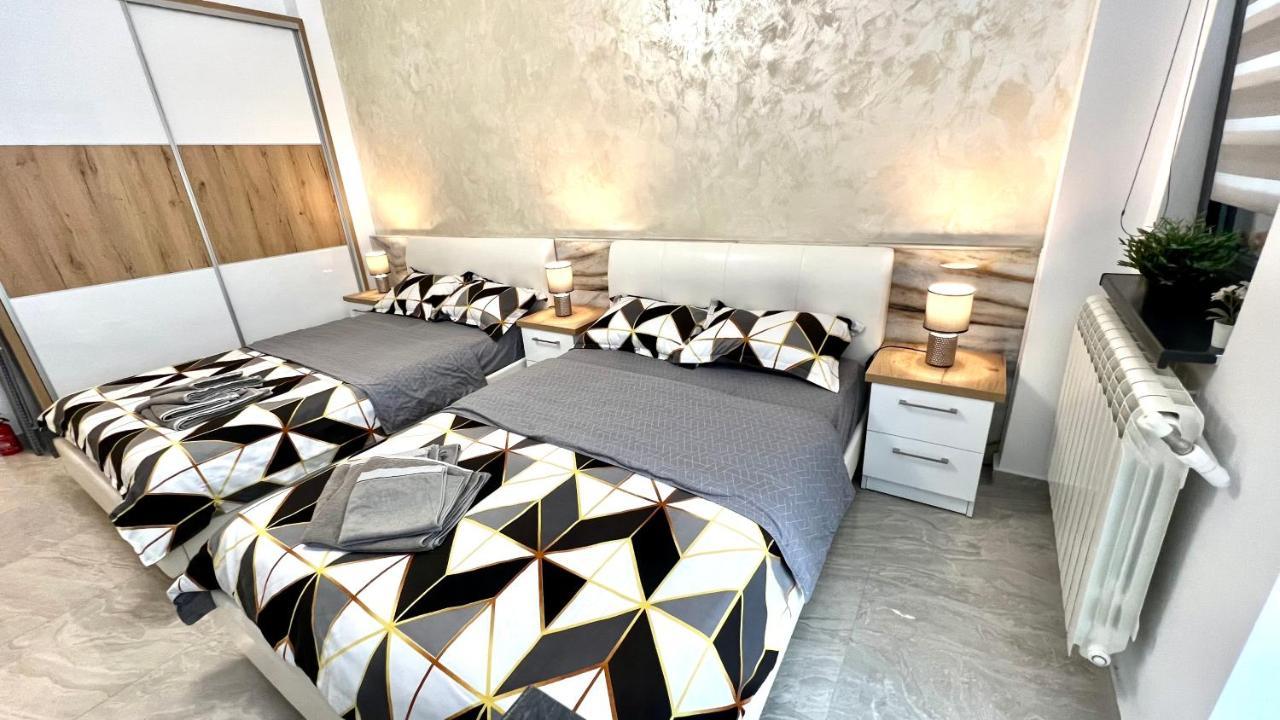 Seaview Deluxe Double Studio - Beachfront Resort Năvodari Exteriör bild