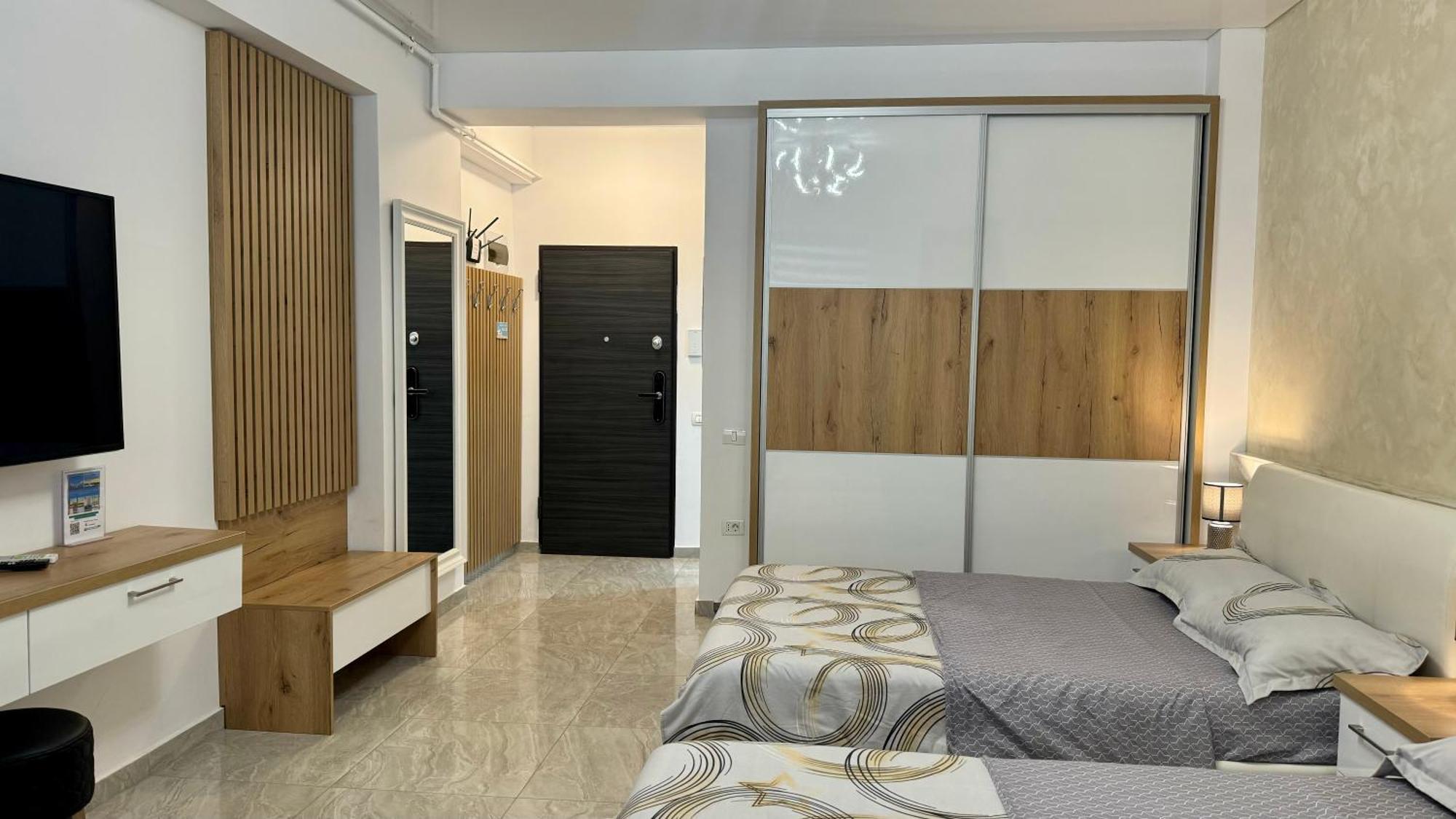 Seaview Deluxe Double Studio - Beachfront Resort Năvodari Exteriör bild