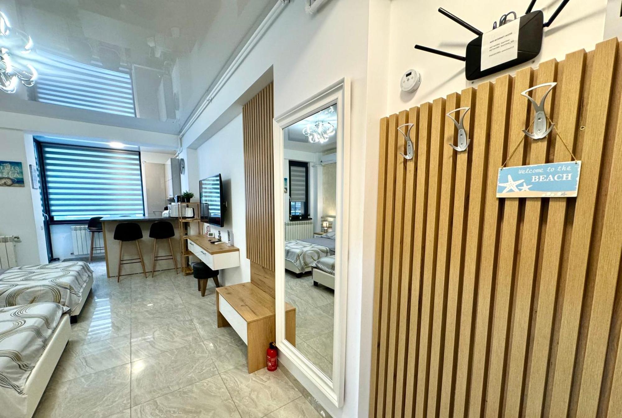 Seaview Deluxe Double Studio - Beachfront Resort Năvodari Exteriör bild
